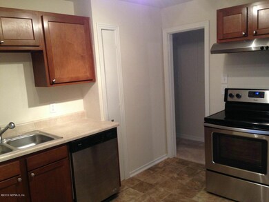 6136 Bartholf Ave, Jacksonville, FL 32210 - photo 6