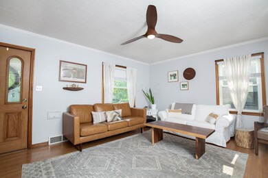 Family Room- 2
