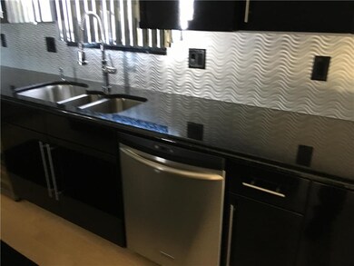 11214 Johnson Dr, Shawnee, KS 66203 - photo 7