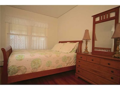 3 Apthorp Ave, Newport, RI 02840 - photo 7