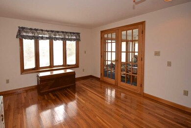 10 Kingwood St, Wareham, MA 02571 - photo 7