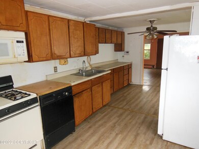 Kitchen-b