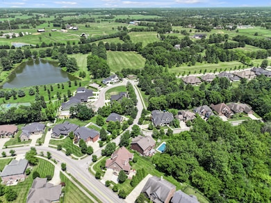 2901 Fairfax Ln, Lexington, KY 40509 - photo 4