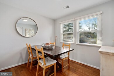 17517 Hoskinson Rd, Poolesville, MD 20837 - photo 5