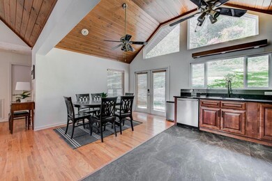 408 Lakecrest Dr, Harriman, TN 37748 - photo 6