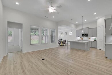 456 Southland Cir, Canton, GA 30115 - photo 2