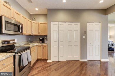 2504 Amber Orchard Ct W unit U302, Odenton, MD 21113 - photo 5