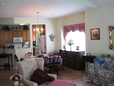 2679 Terrwood Dr W unit 182, Macungie, PA 18062 - photo 6