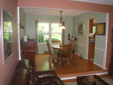 Dining Rm
