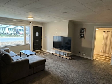 320 E 27th St, Kearney, NE 68847 - photo 2