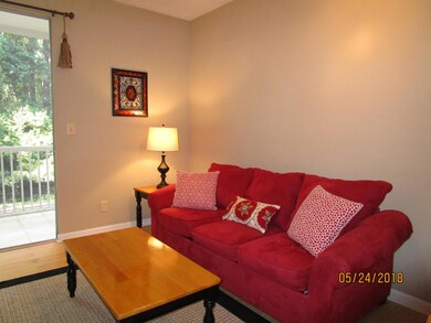 Bright, Cheerful Living Room