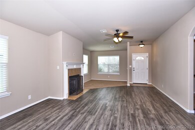 8972 S 253rd East Ave, Broken Arrow, OK 74014 - photo 7