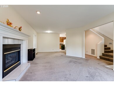 1365 Ravenwood Dr, Eugene, OR 97401 - photo 7