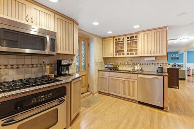 14 Cedarcrest Rd, West Roxbury, MA 02132 - photo 7