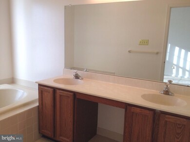 149 Kingswood Ct, Glen Mills, PA 19342 - photo 5