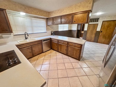 7514 N Llewelyn St, Hobbs, NM 88242 - photo 6