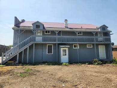 106 W Comanche Ave, Shabbona, IL 60550 - photo 4