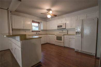 54 Billingsley Dr, Bella Vista, AR 72715 - photo 5