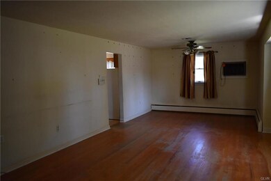 LIVING ROOM & DINING ROOM