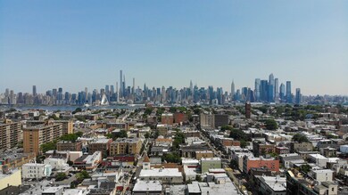 532 Lincoln St, Union City, NJ 07087 - photo 3