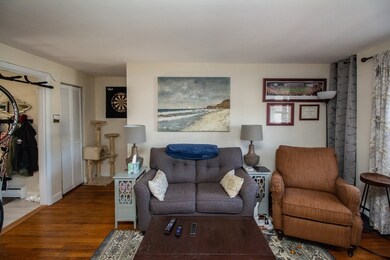 105 Chestnut St unit 6, Brookline, MA 02445 - photo 3