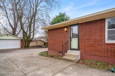 Welcome Home! 7907 Terry Road 40258