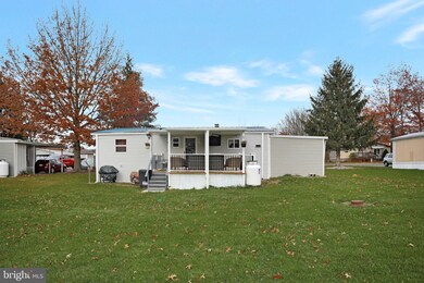 1570 Palm Springs Dr, Chambersburg, PA 17202 - photo 4