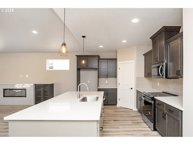 12812 NE 109th St, Vancouver, WA 98682 - photo 5