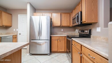 4702 N 110th Ave-12