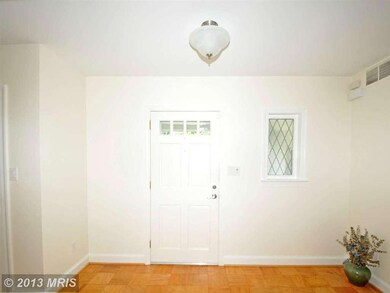 7116 Park Terrace Dr, Alexandria, VA 22307 - photo 7
