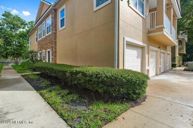 7202 Deerfoot Point Circle 2-7