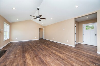 1970 Moody Fox Ln, Carson, VA 23830 - photo 5