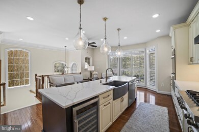 25824 Commons Square, Chantilly, VA 20152 - photo 5