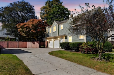 45 Denver St, Pawtucket, RI 02860 - photo 2