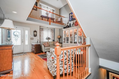 31 Savo Loop, Staten Island, NY 10309 - photo 4