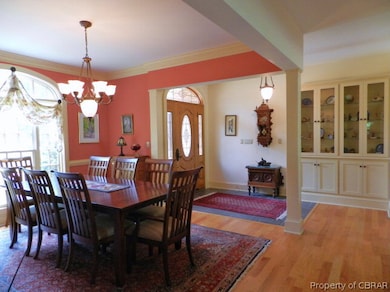 Dining Room to Foyer