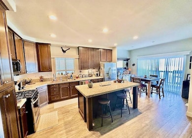 4170 Needles Hwy unit 6, Needles, CA 92363 - photo 2