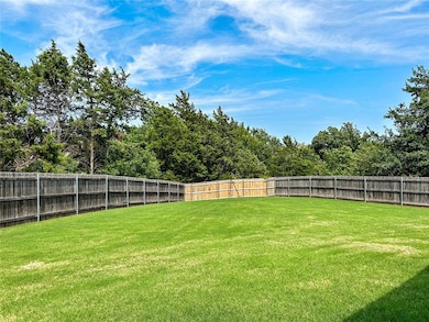 2801 Stonebridge Ct, Norman, OK 73071 - photo 2