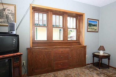 Living Room. Nice built ins