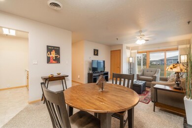 4305 Autumn Ridge Rd unit 218, Cedar Falls, IA 50613 - photo 4