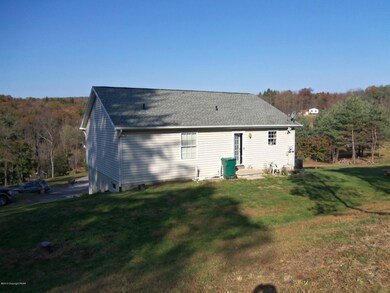 74 Reynolds Rd, Tamaqua, PA 18252 - photo 3