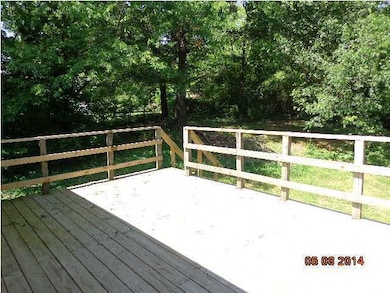 2711 Henderson Ave NW, Cleveland, TN 37312 - photo 5