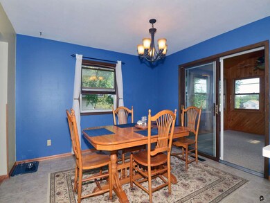 835 S Perry Pkwy, Oregon, WI 53575 - photo 5