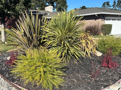 20120 Portola Dr, Salinas, CA 93908 - photo 3