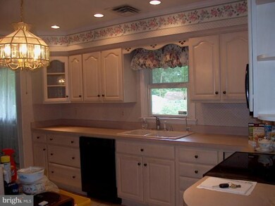 11903 Franklin St, Beltsville, MD 20705 - photo 5