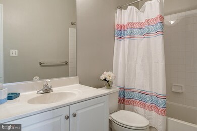 42768 Atchison Terrace, Chantilly, VA 20152 - photo 5