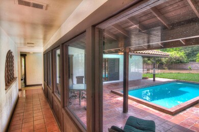 LHP_1203 Daly Hallway_Pool