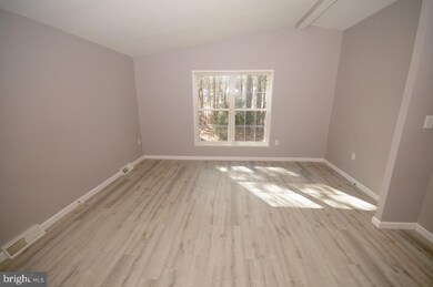 22 Skyline Dr, Sicklerville, NJ 08081 - photo 7