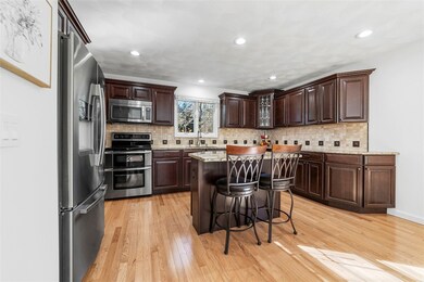 26 Sir Michael Cir, West Kingston, RI 02892 - photo 5