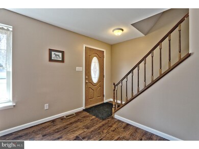 25 Dresden Ct, Sicklerville, NJ 08081 - photo 2